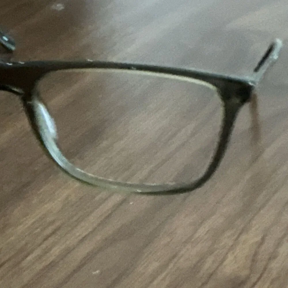 Joseph Abboud JAA107 Olive Crystal  Eyeglass Frame size 53-17-140 used w/case